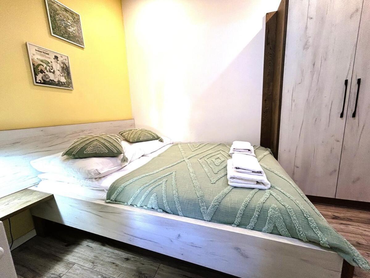 Old Town -bosacka 2 Bedrooms B43 *