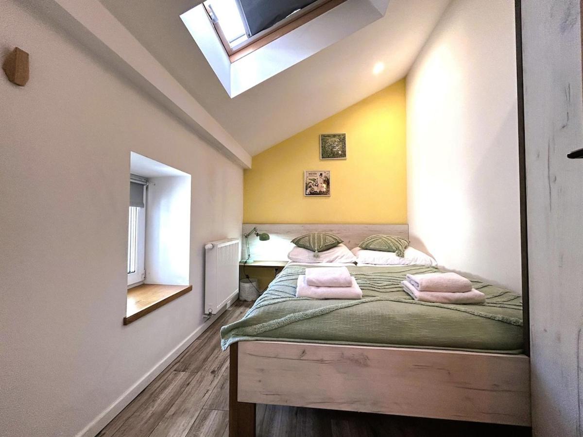 Old Town -bosacka 2 Bedrooms B43